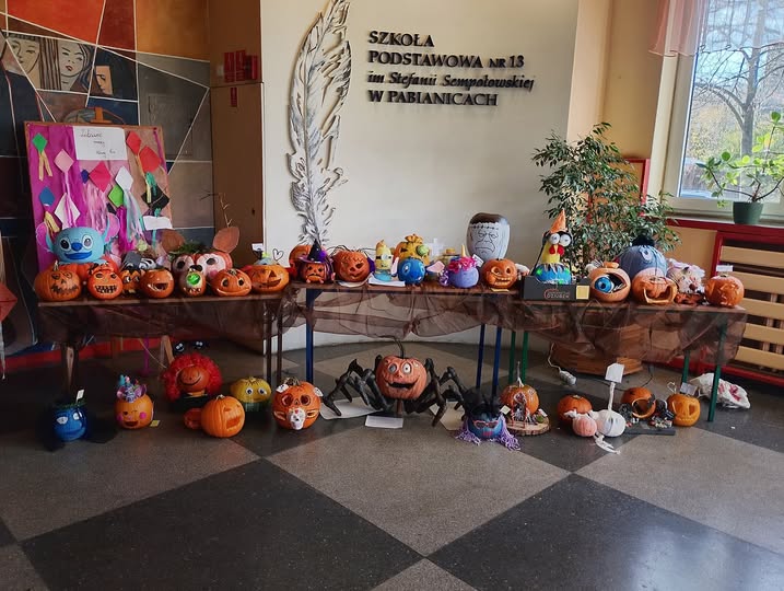 Dynie przygotowane przez uczni&oacute;w